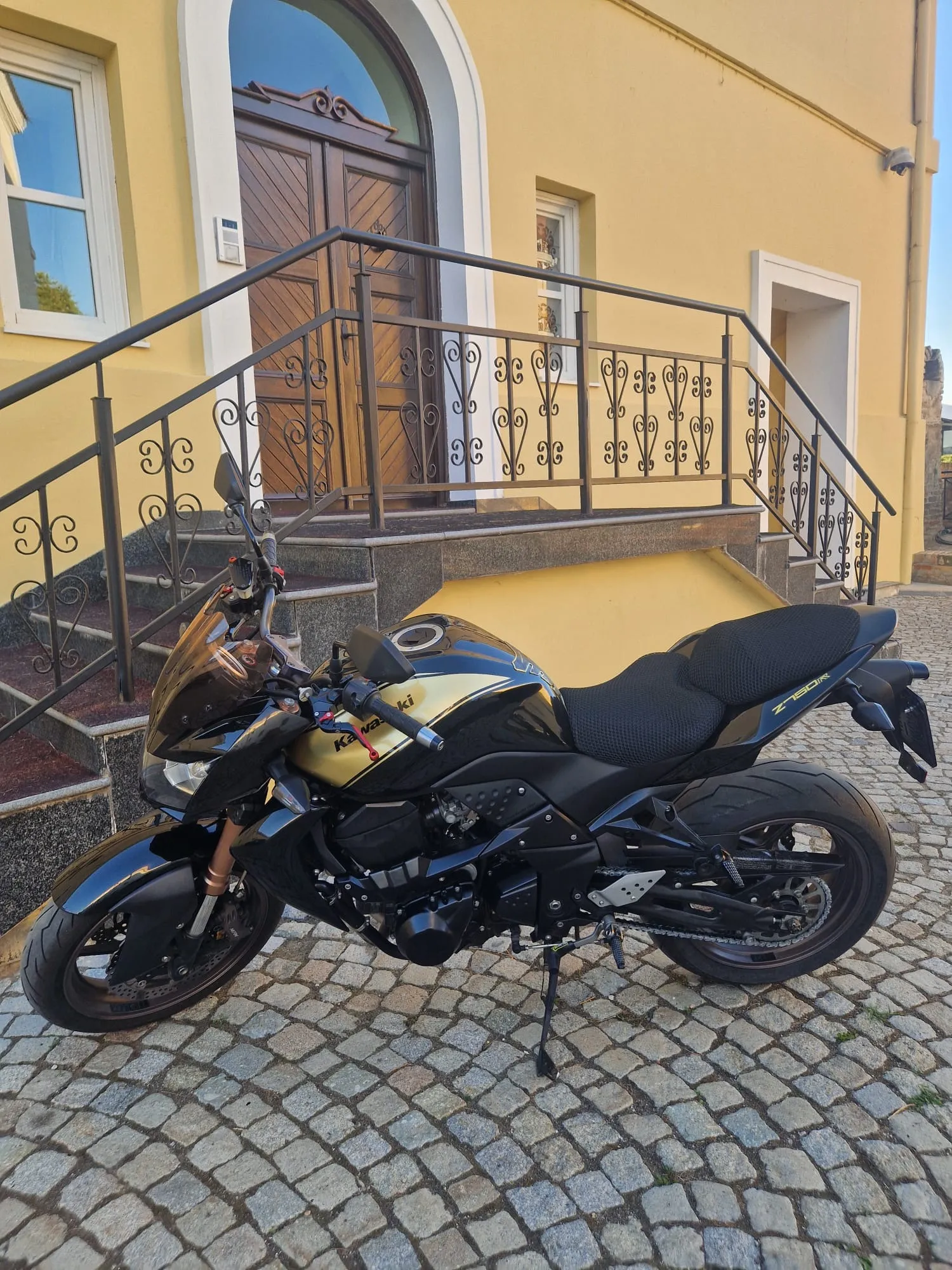 KAWASAKI Z750R 2012