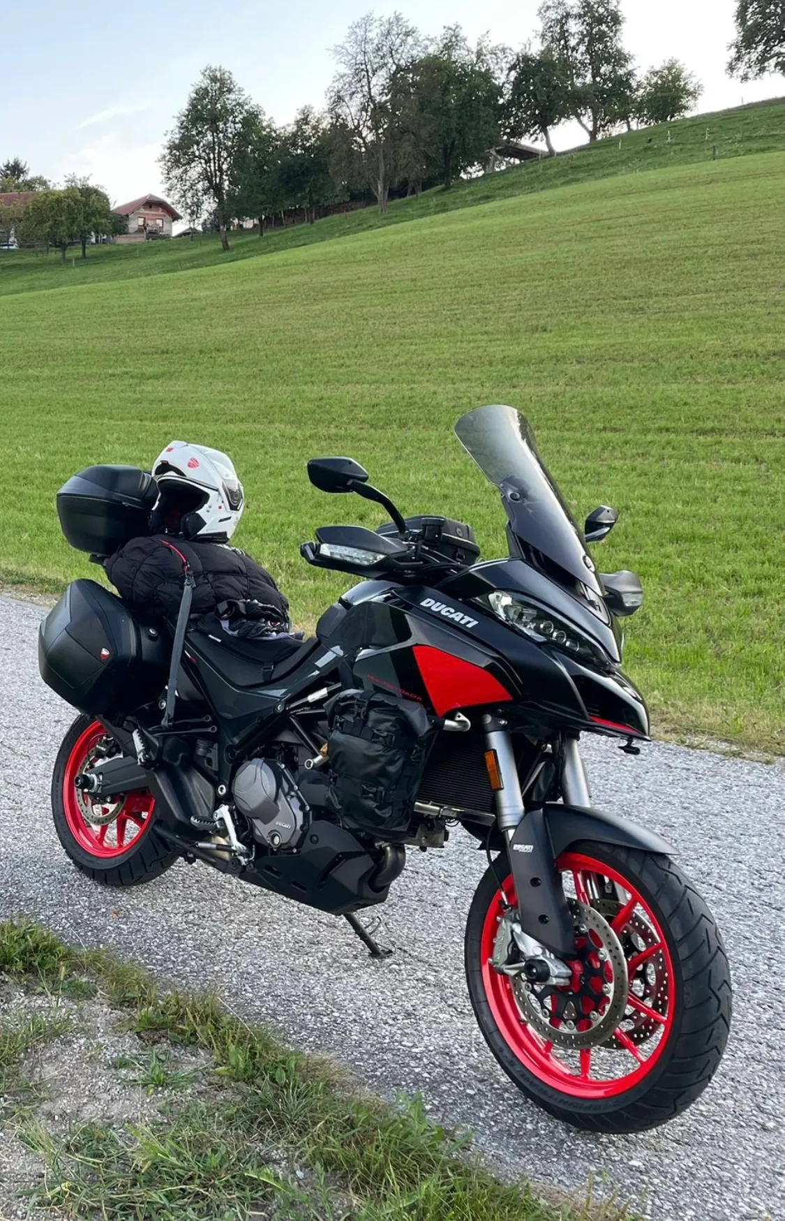 DUCATI Multistrada V2/V2 S 2023