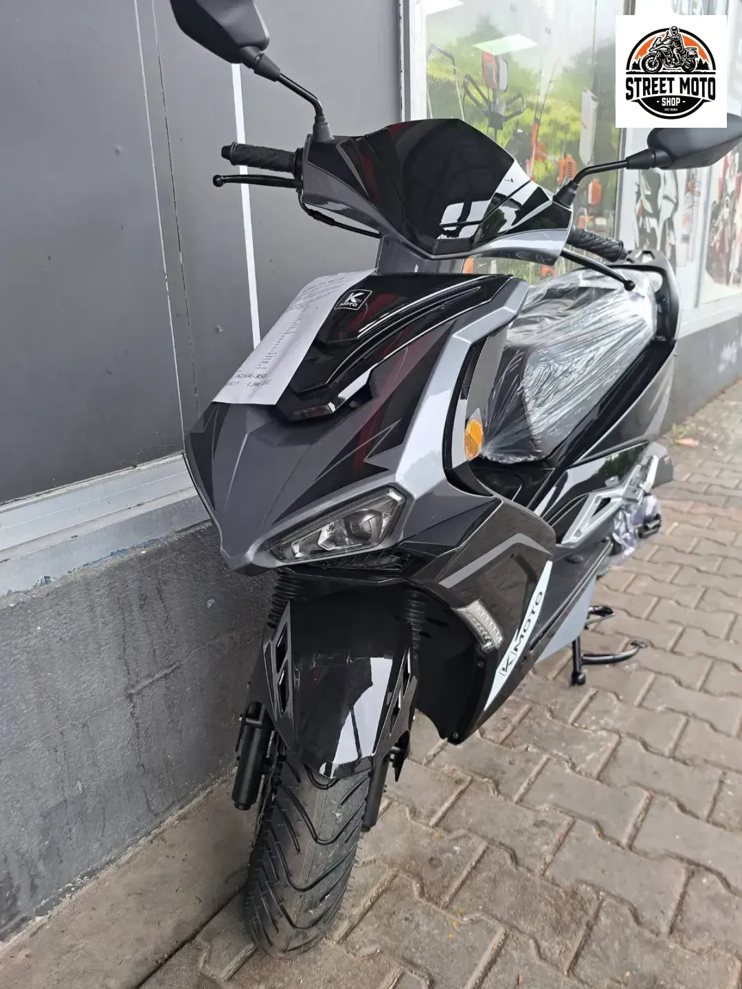 K-MOTO F11 4T 2025