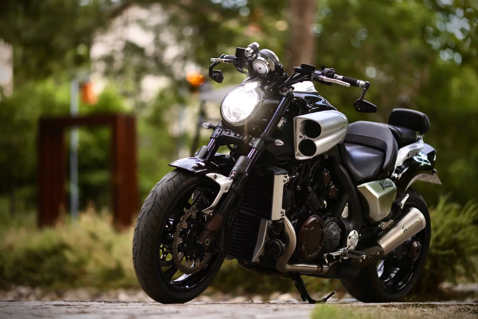 YAMAHA V-MAX