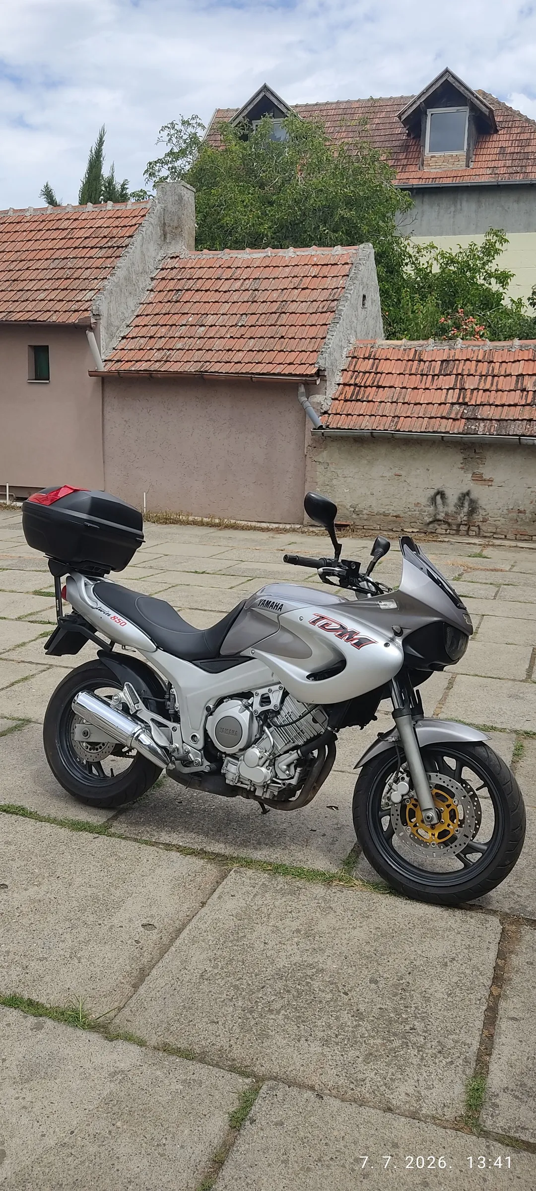 YAMAHA TDM 850 2002