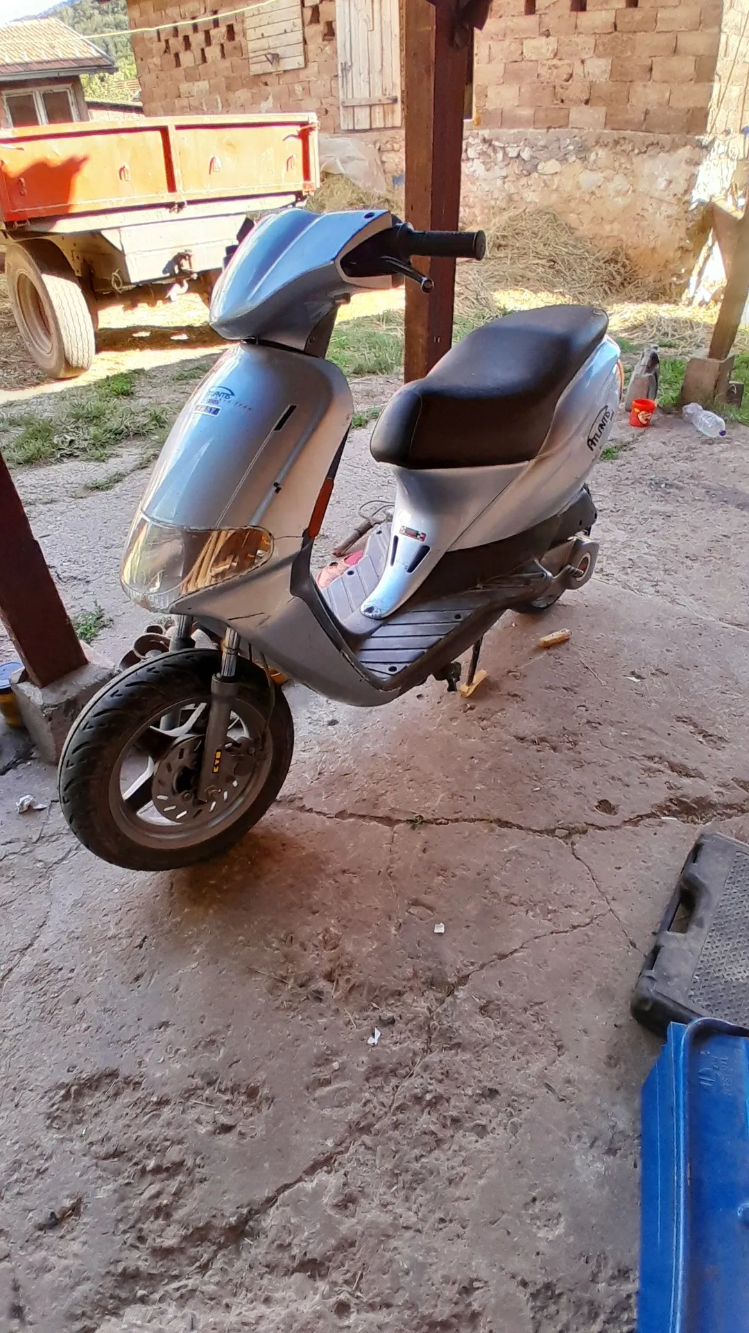 DERBI Atlantis 2T 2004