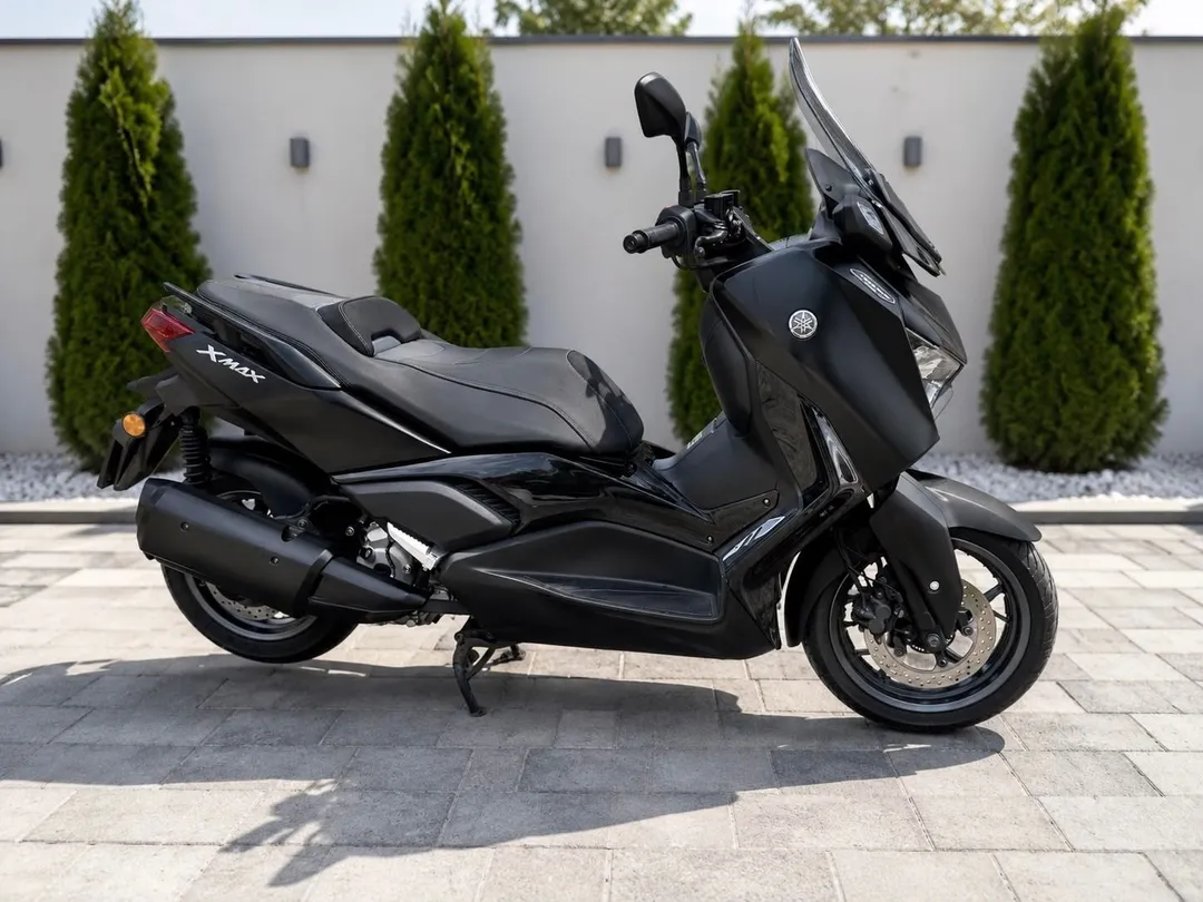 YAMAHA XMAX 300 Tech Max 2024