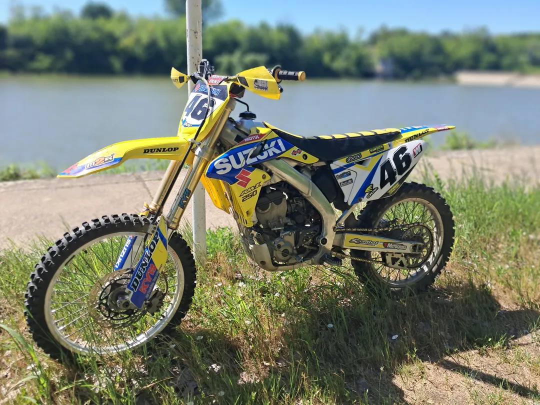 SUZUKI RM-Z250 2014