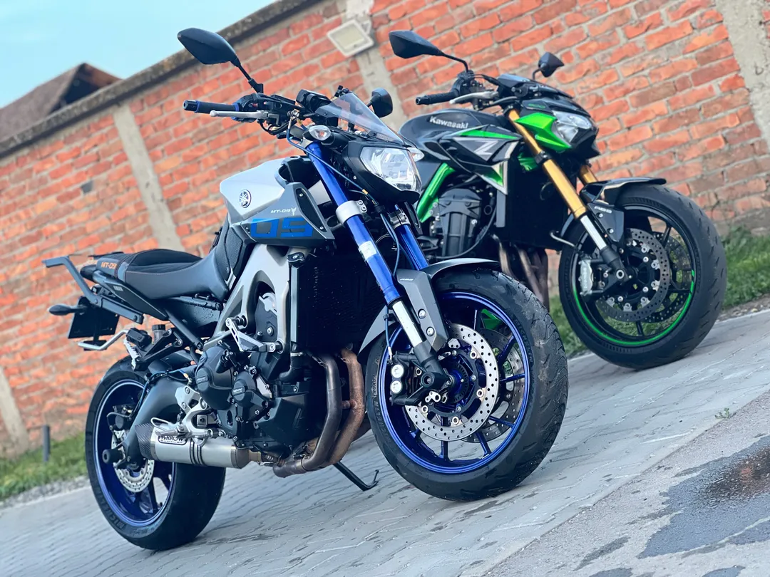 YAMAHA MT-09 SP 2015