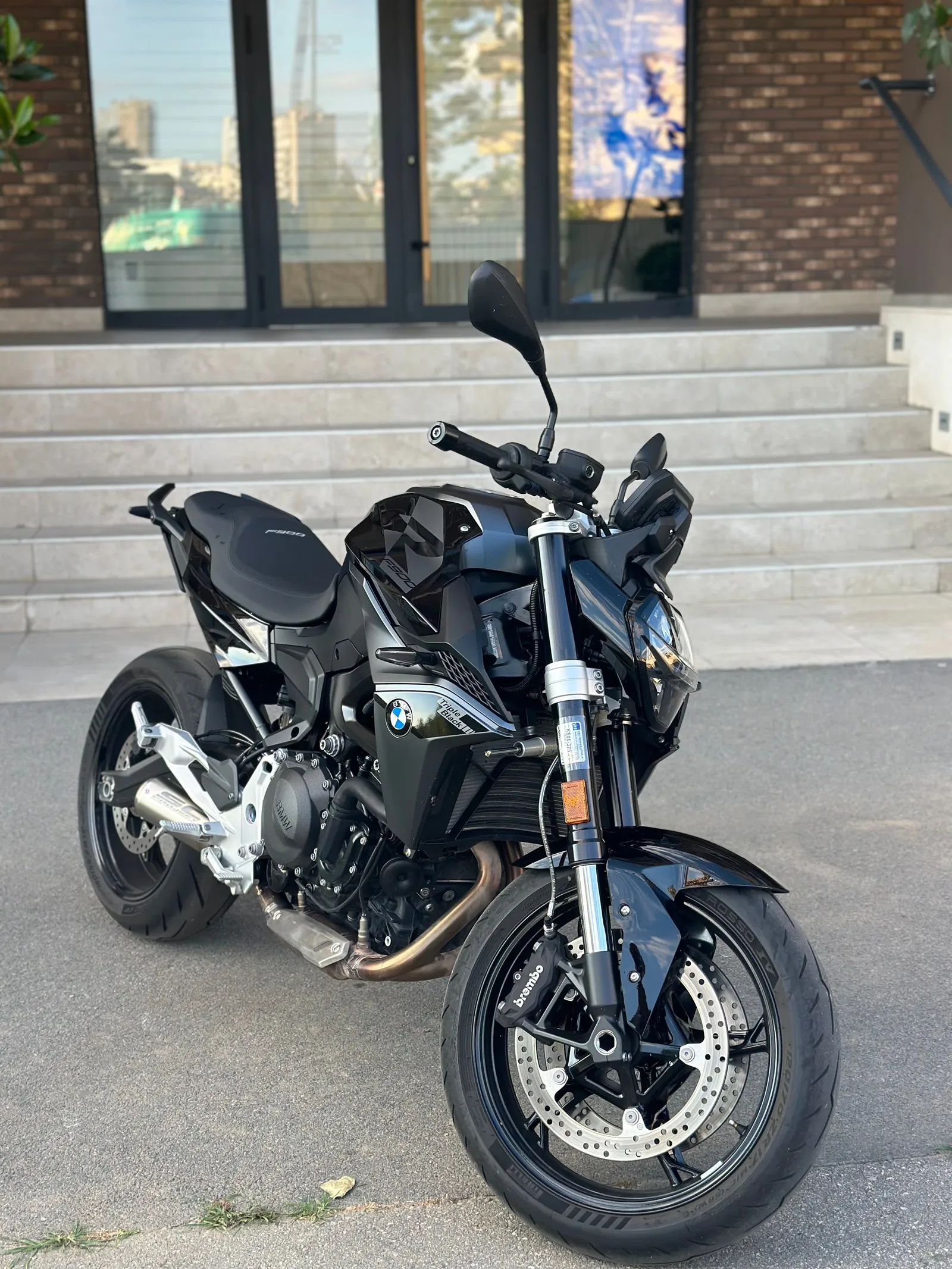 BMW F 900 R