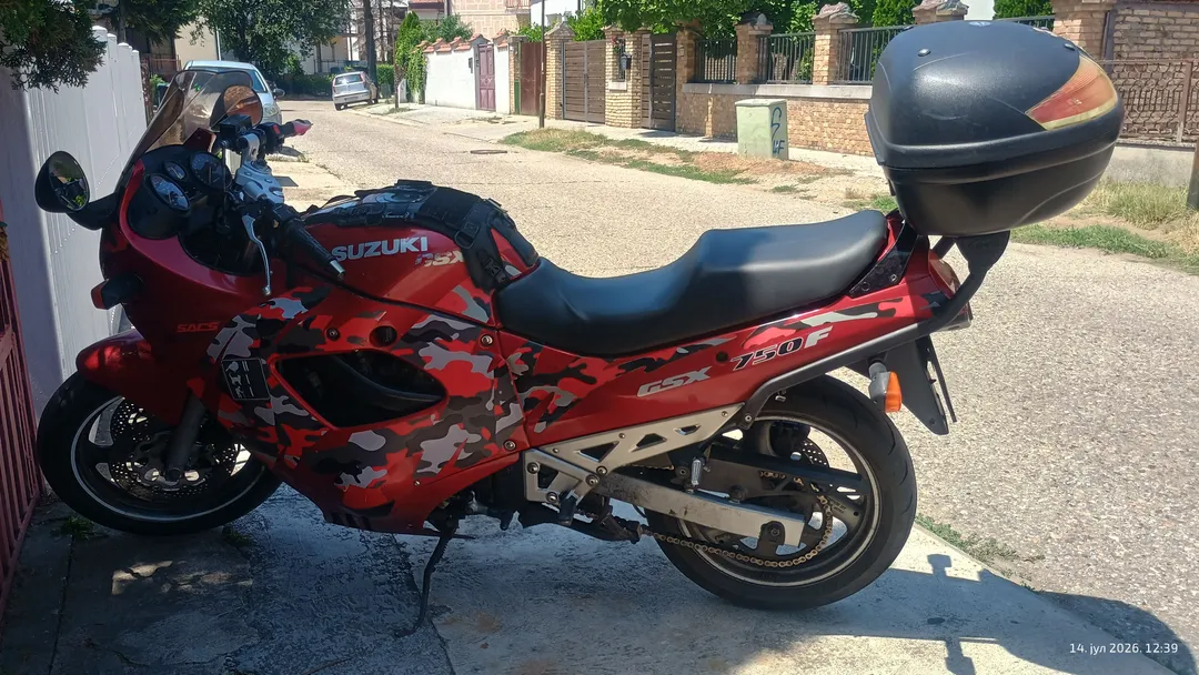SUZUKI GSX-750F Katana 1991