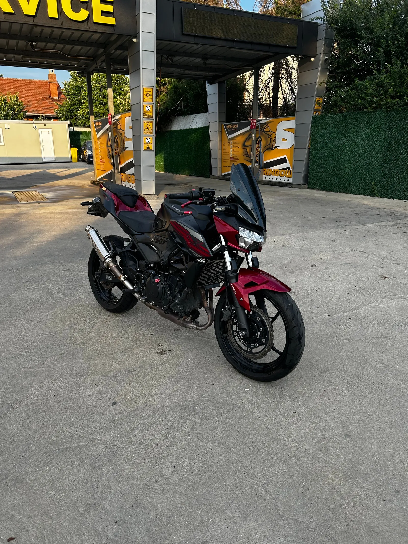 KAWASAKI Z 400