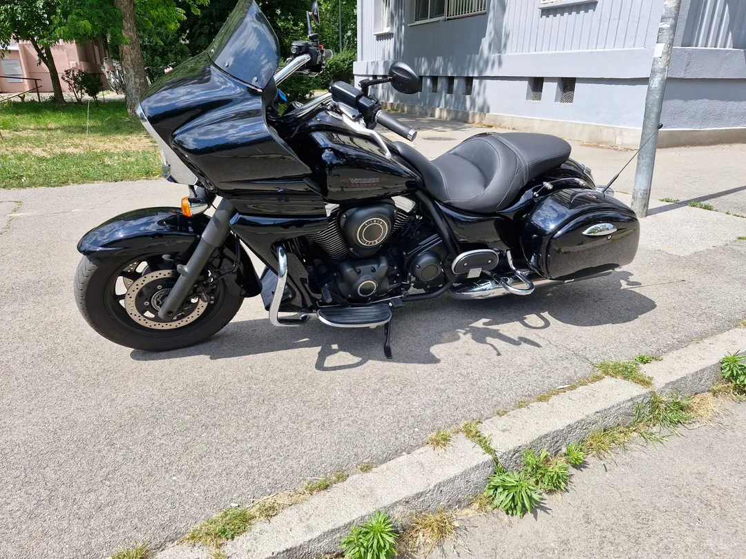 KAWASAKI Vulcan 1700 Voyager ABS 2011