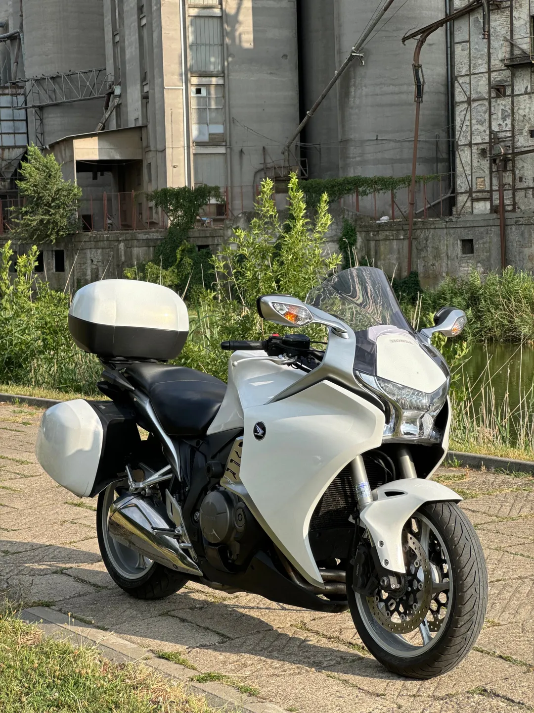 HONDA VFR1200F 2011