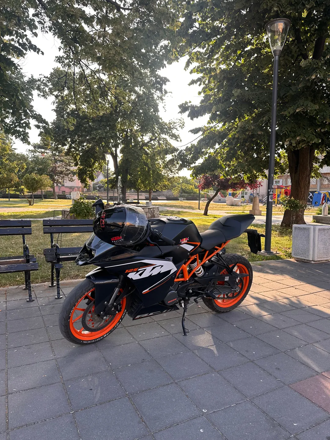 KTM RC 125 2015