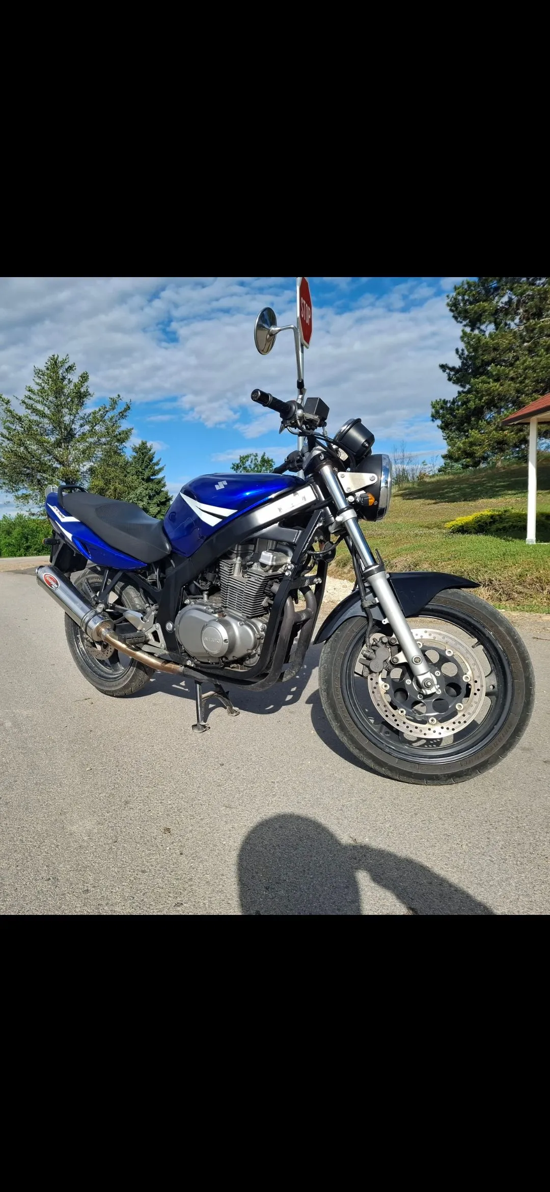 SUZUKI GS500 2004