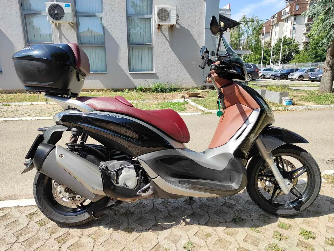 PIAGGIO Beverly Sport Touring 350 2013