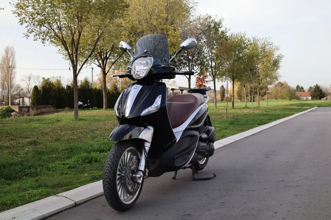 PIAGGIO Beverly 300 2018