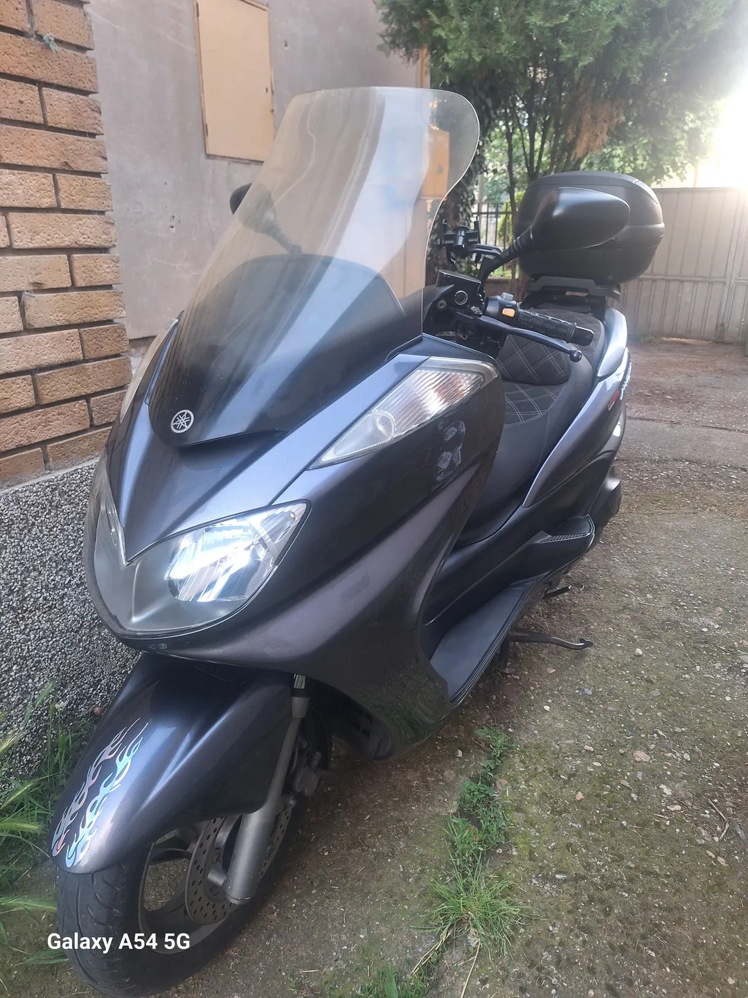 YAMAHA Majesty 2004