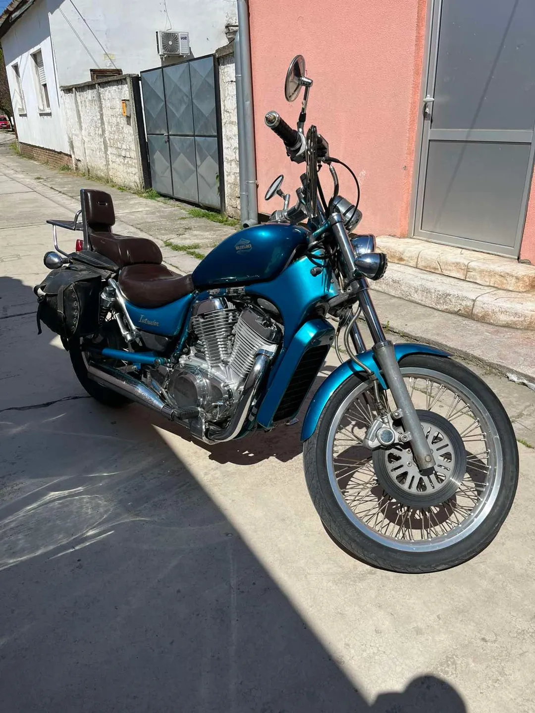 SUZUKI VS 600 GL Intruder 1995