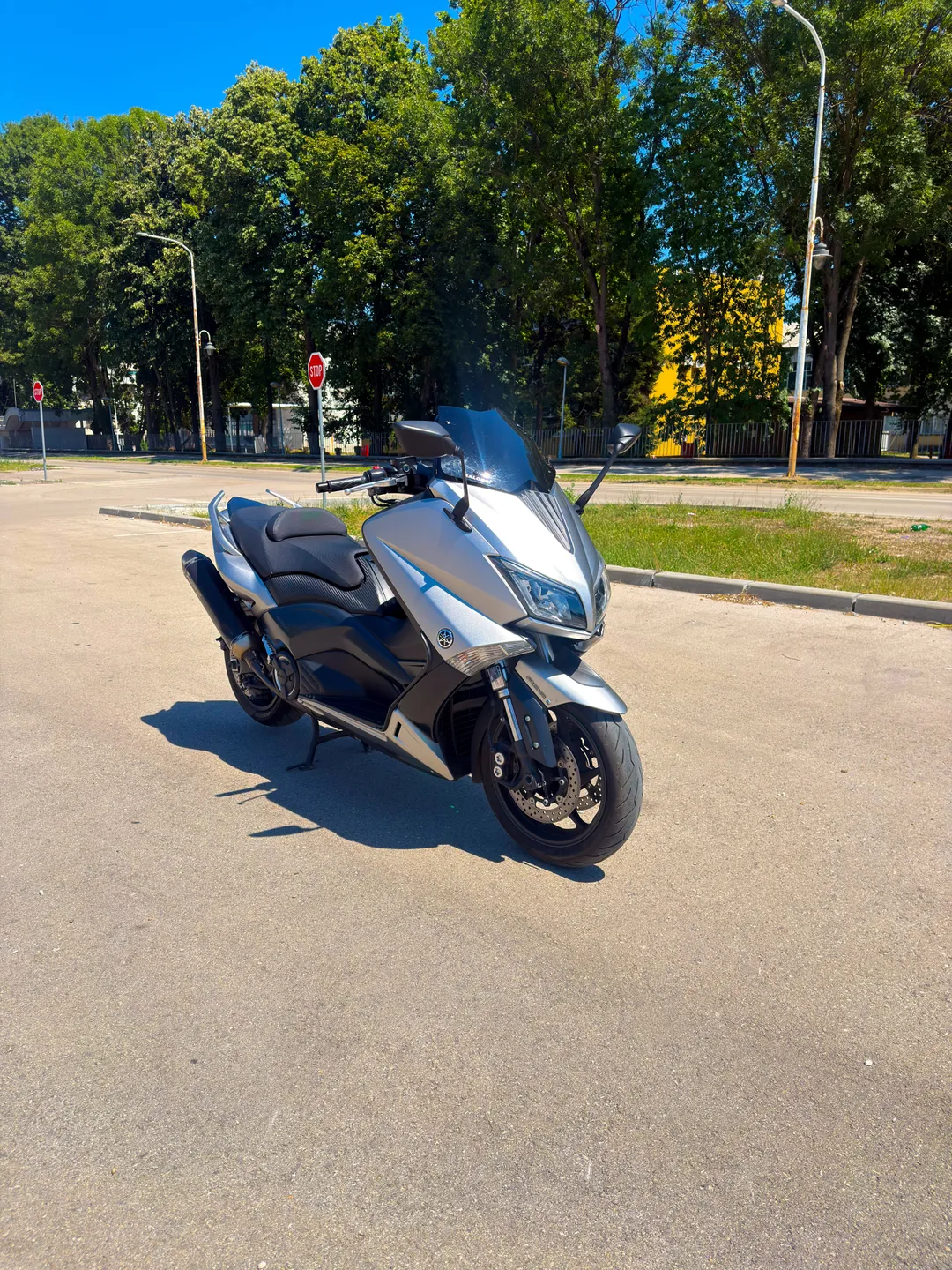 YAMAHA TMAX 530 2016
