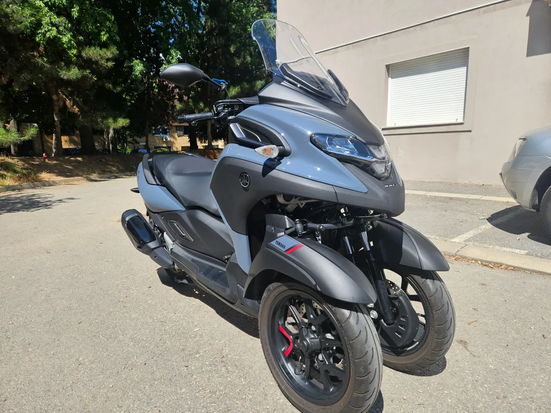 YAMAHA Tricity 300 2025