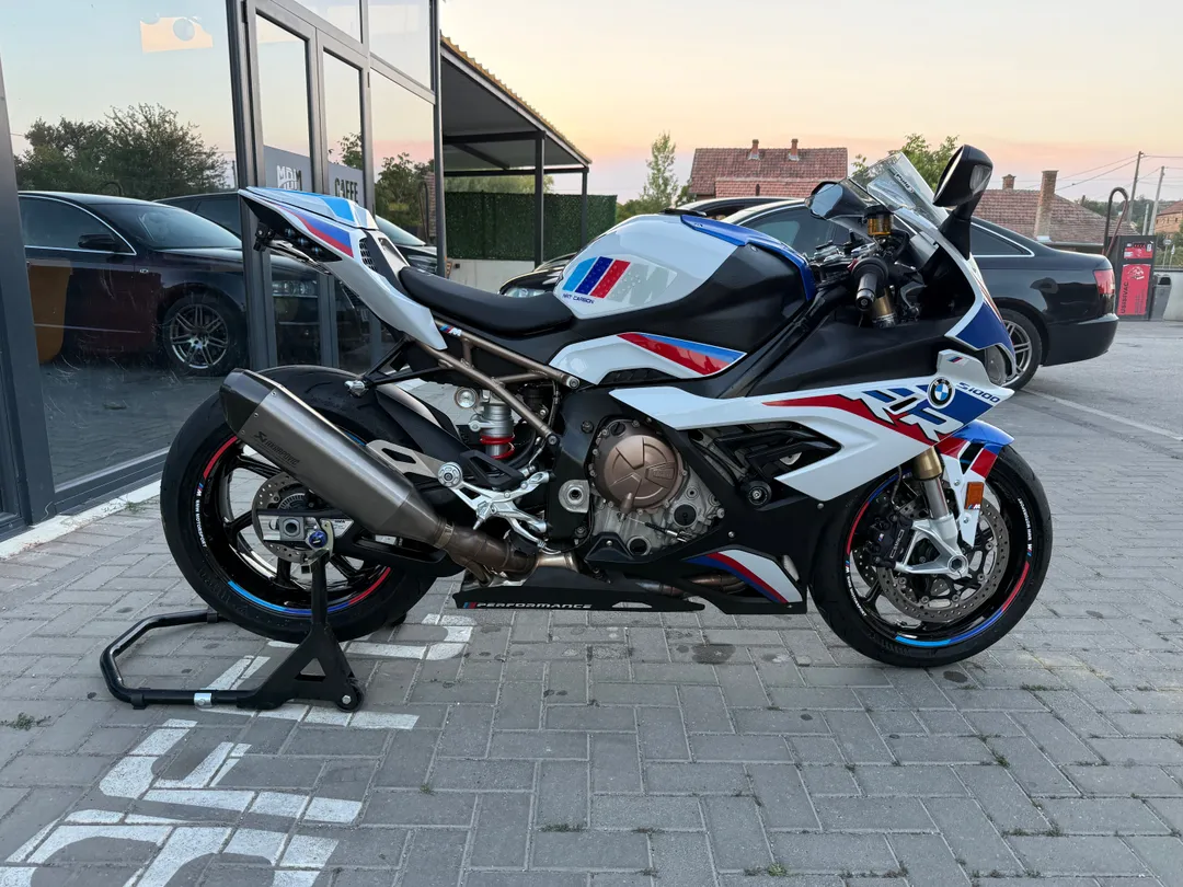 BMW S1000 RR 2021