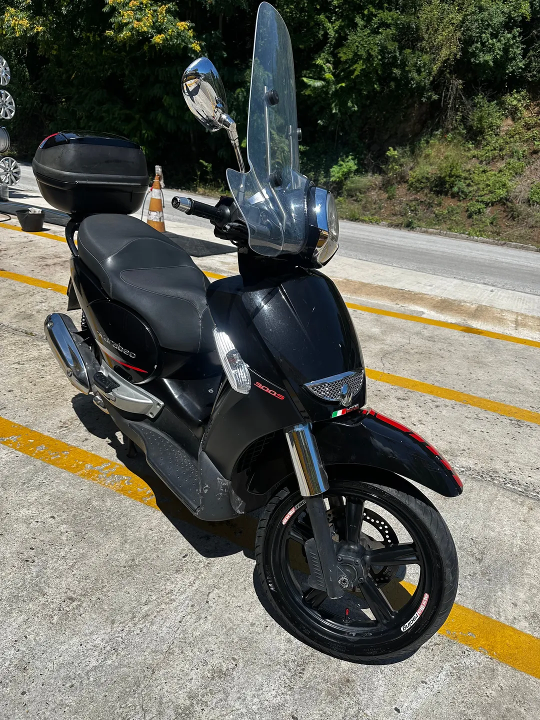 APRILIA Scarabeo 300 2009