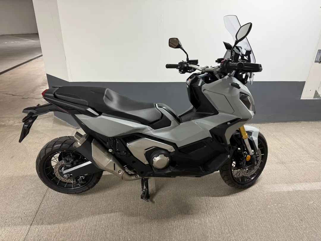HONDA X-ADV 750 2023