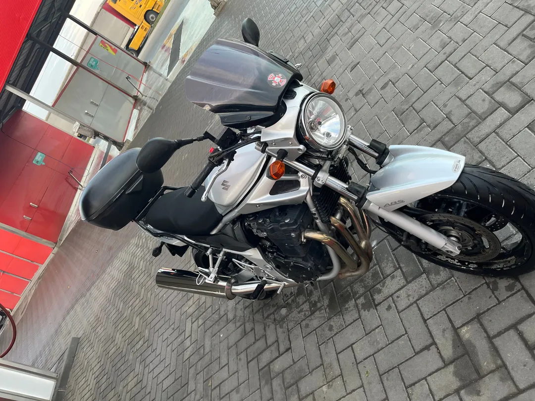 SUZUKI GSF650 Bandit