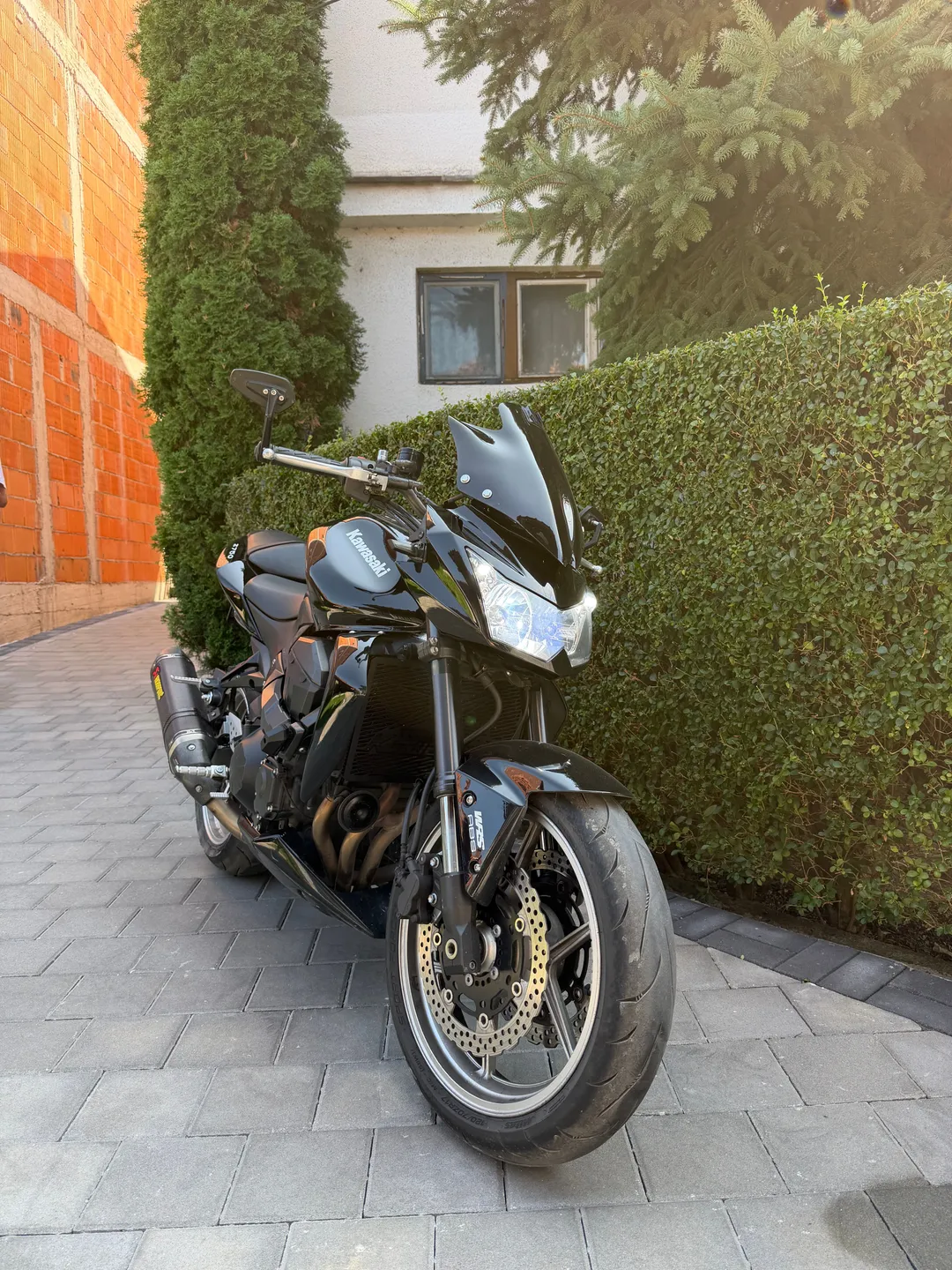 KAWASAKI Z750 2011