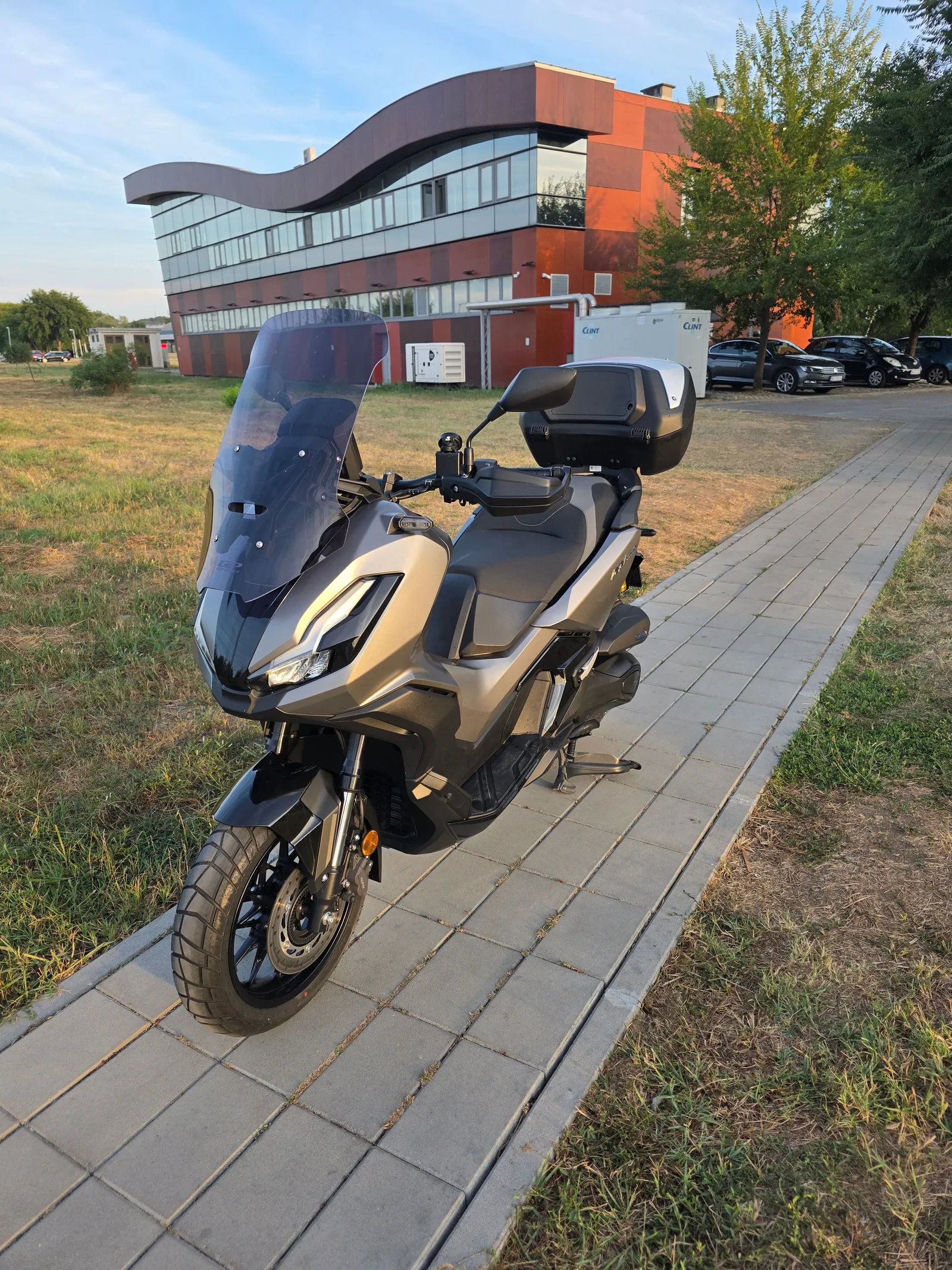 HONDA ADV 350