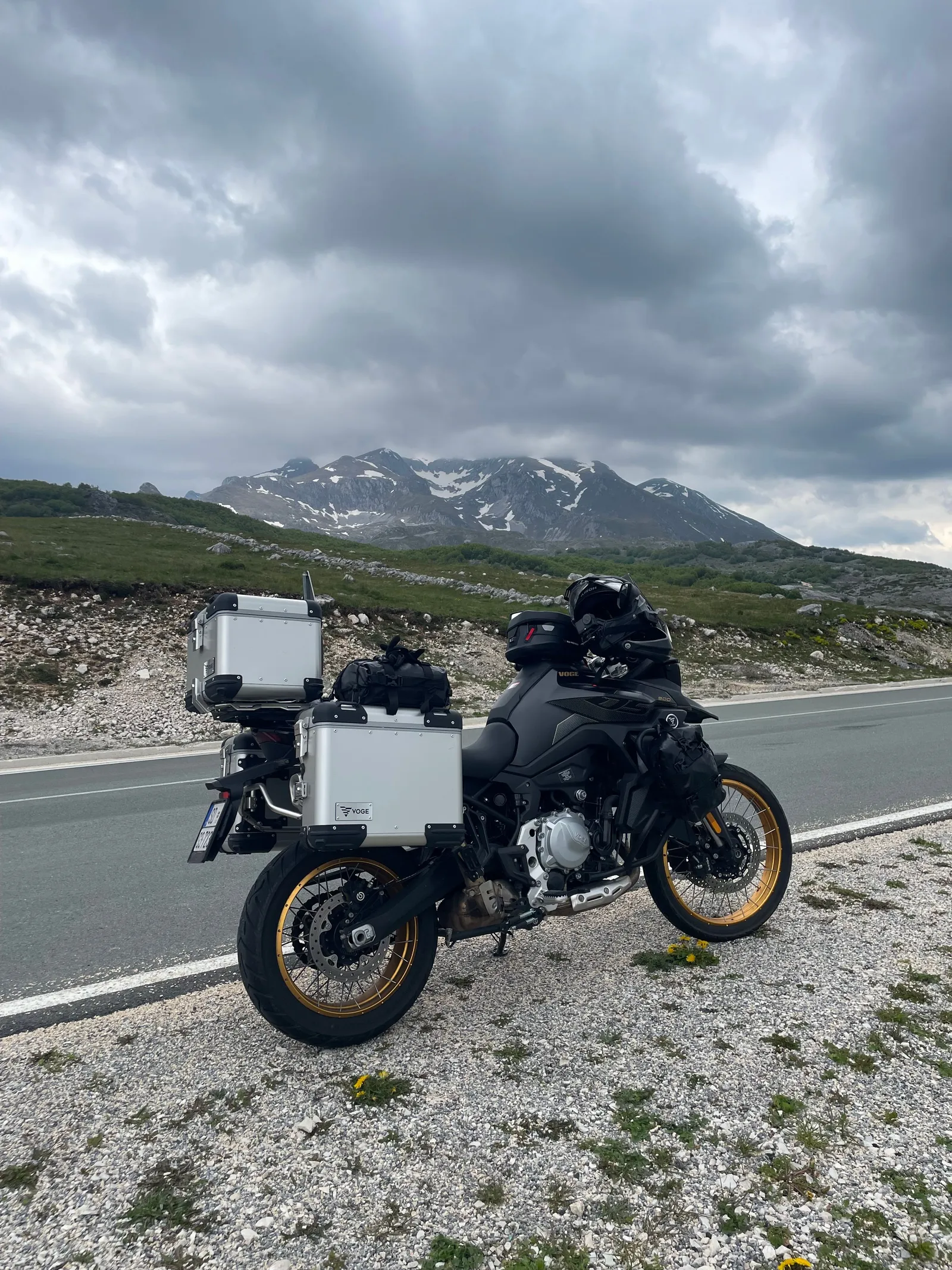 VOGE DS900X