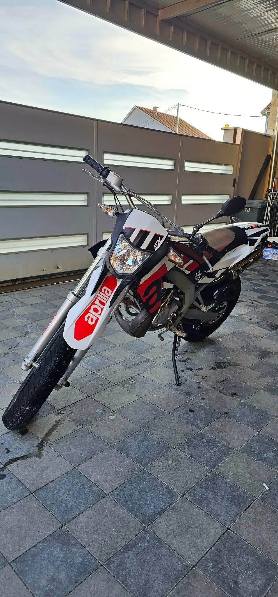 APRILIA SX 50 2016