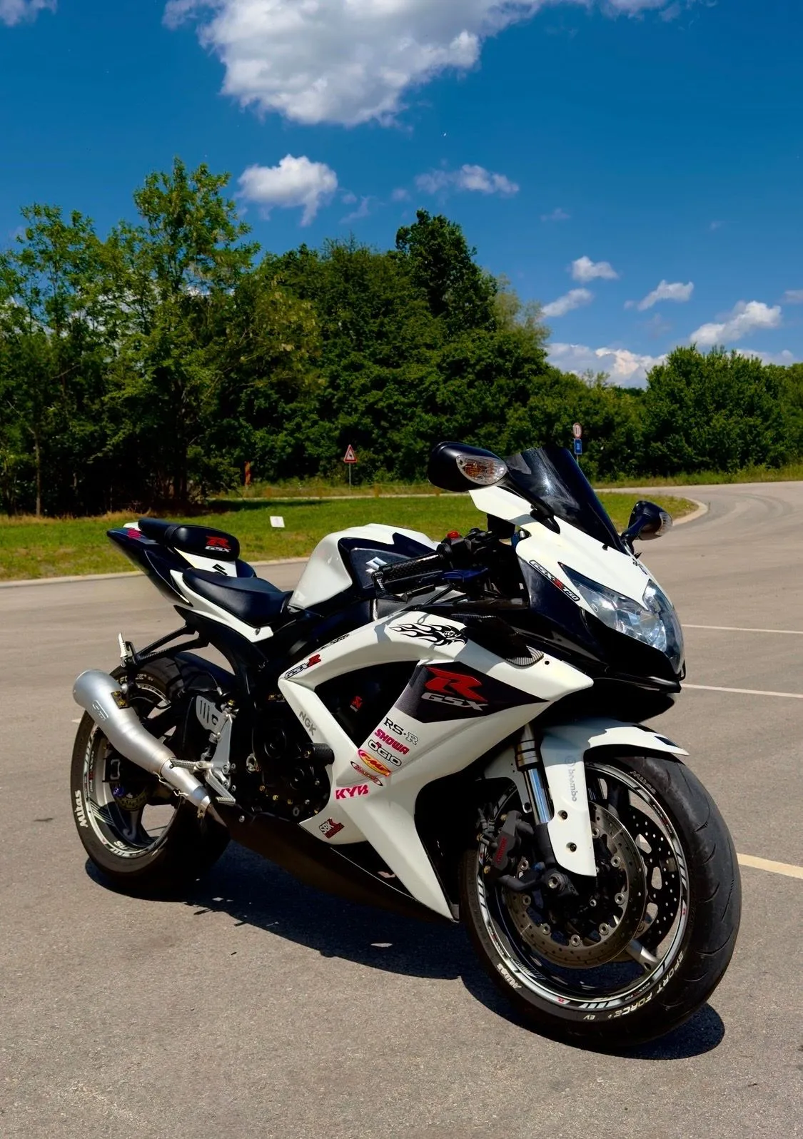 SUZUKI GSX-R600