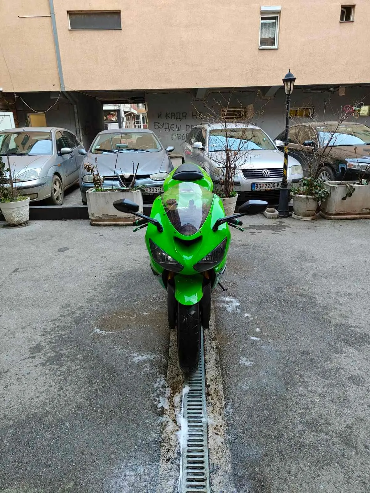 KAWASAKI Ninja ZX-6R