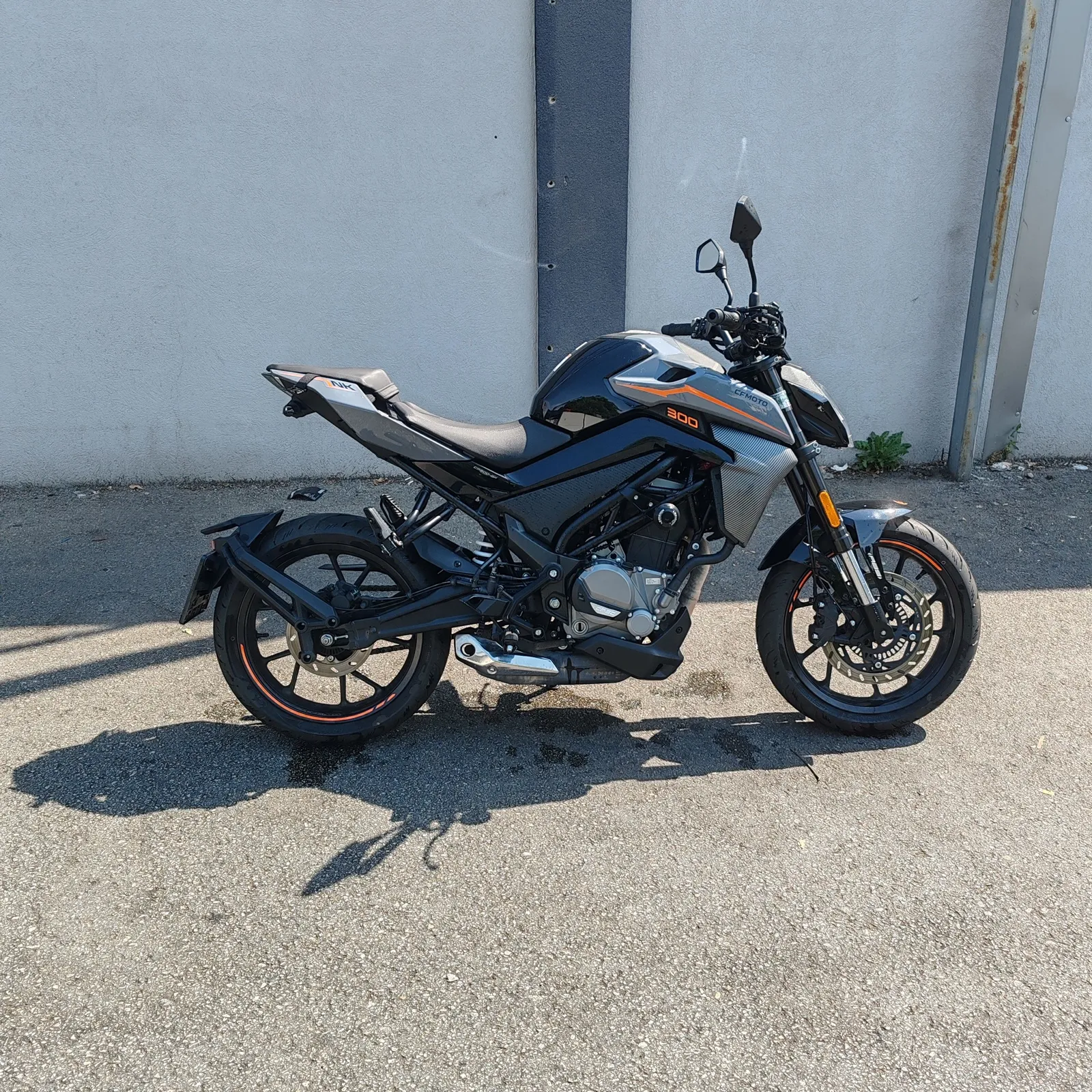 CFMOTO 300 NK