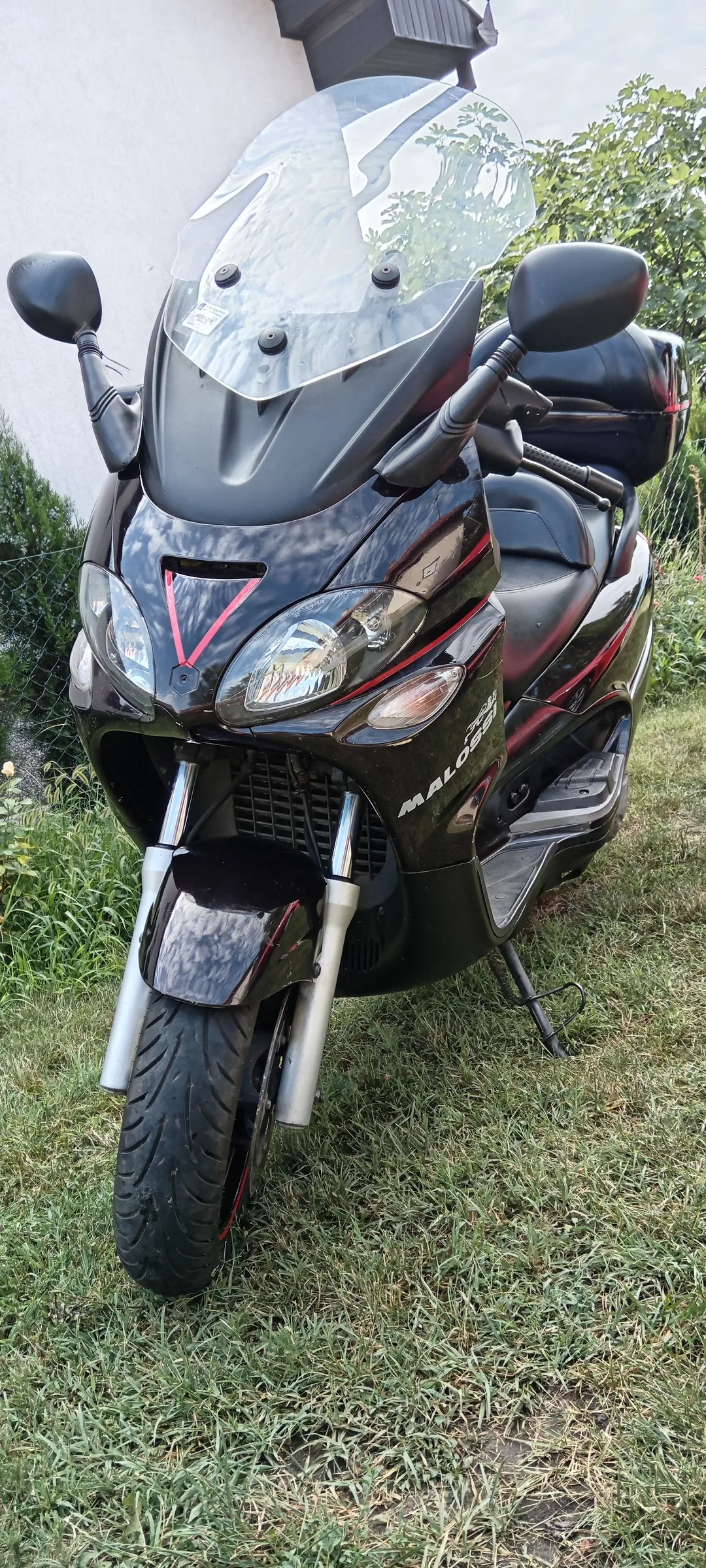 PIAGGIO X9