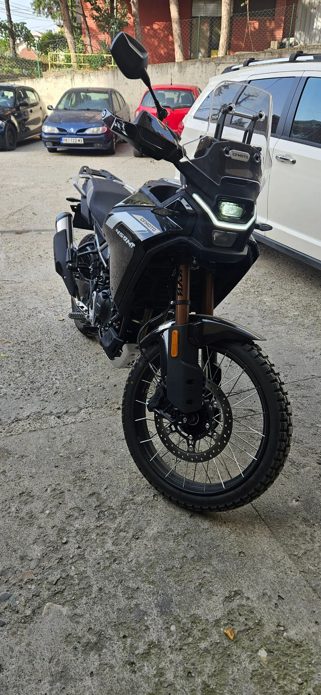 CFMOTO 450 MT