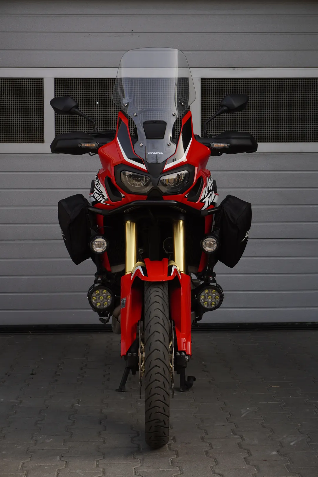 HONDA CRF1000L Africa Twin DCT