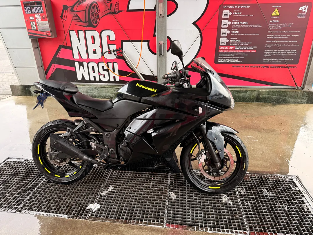 KAWASAKI Ninja 250R