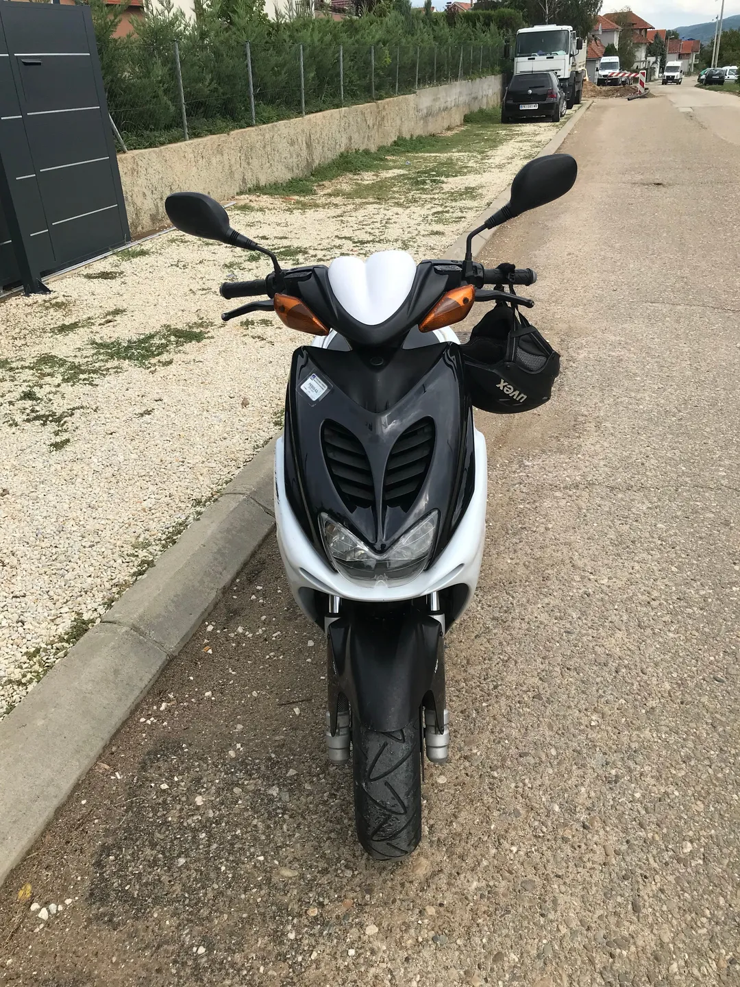 YAMAHA Aerox R