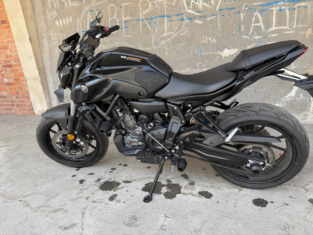 YAMAHA MT-07