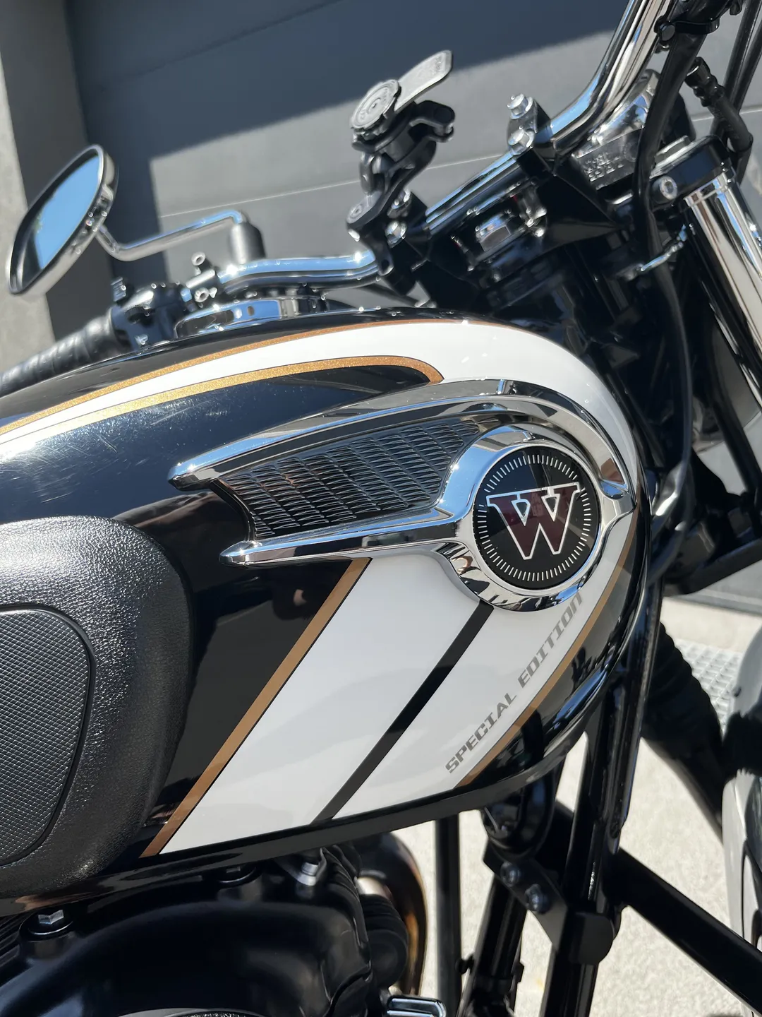 KAWASAKI W800 Special Edition