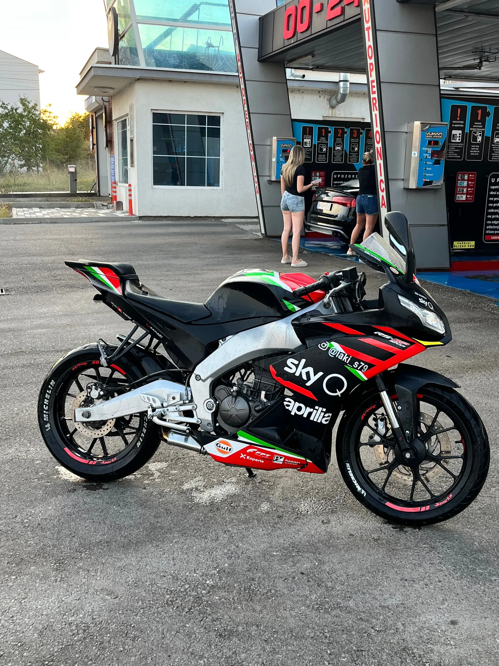 APRILIA RS4 125