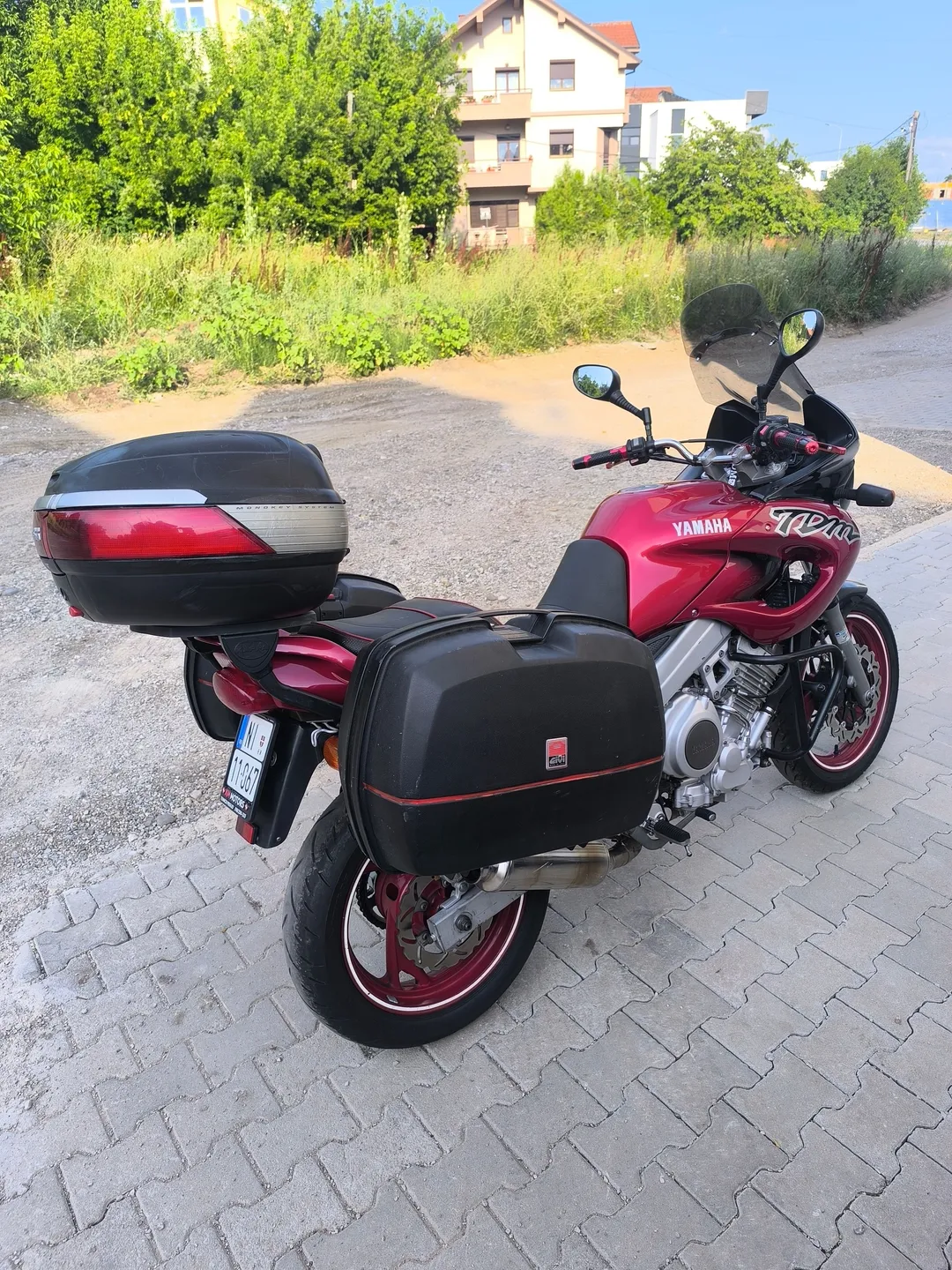 YAMAHA TDM850