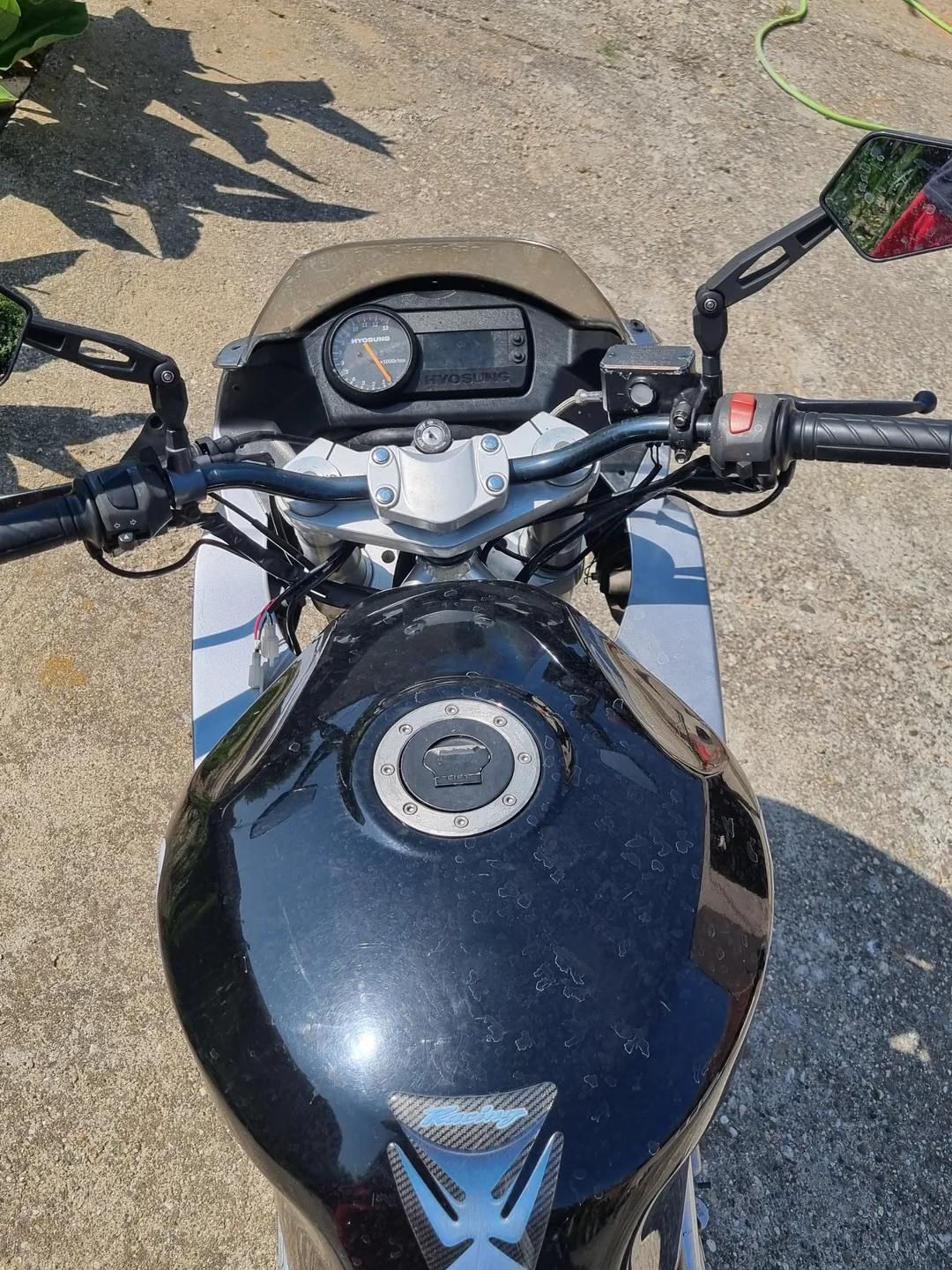 HYOSUNG GT650S