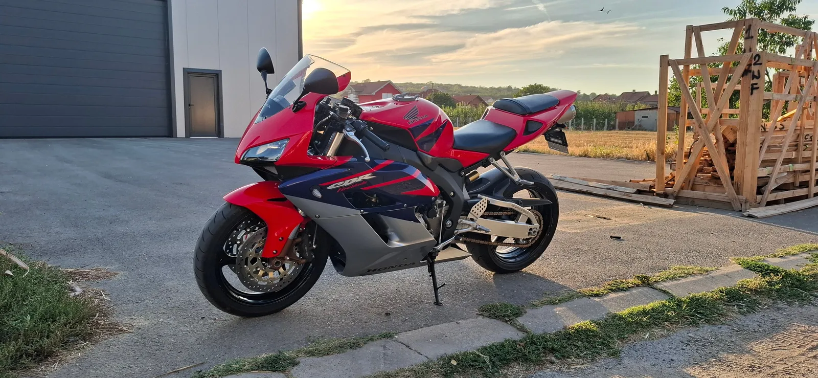HONDA CBR1000RR