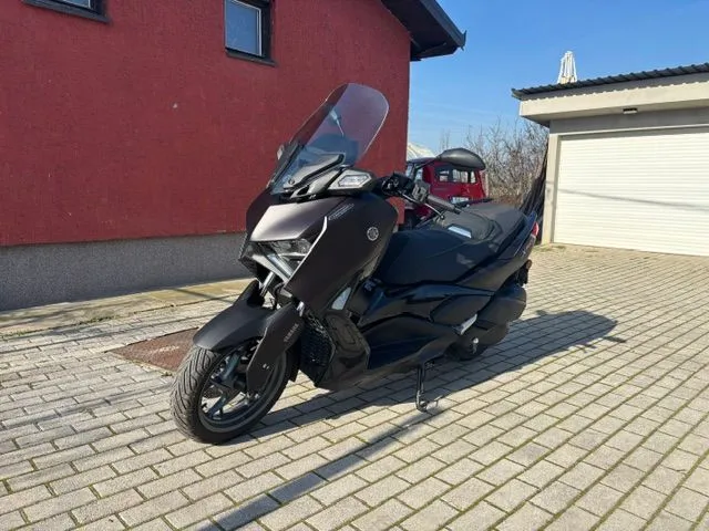 YAMAHA XMAX 300 Tech MAX