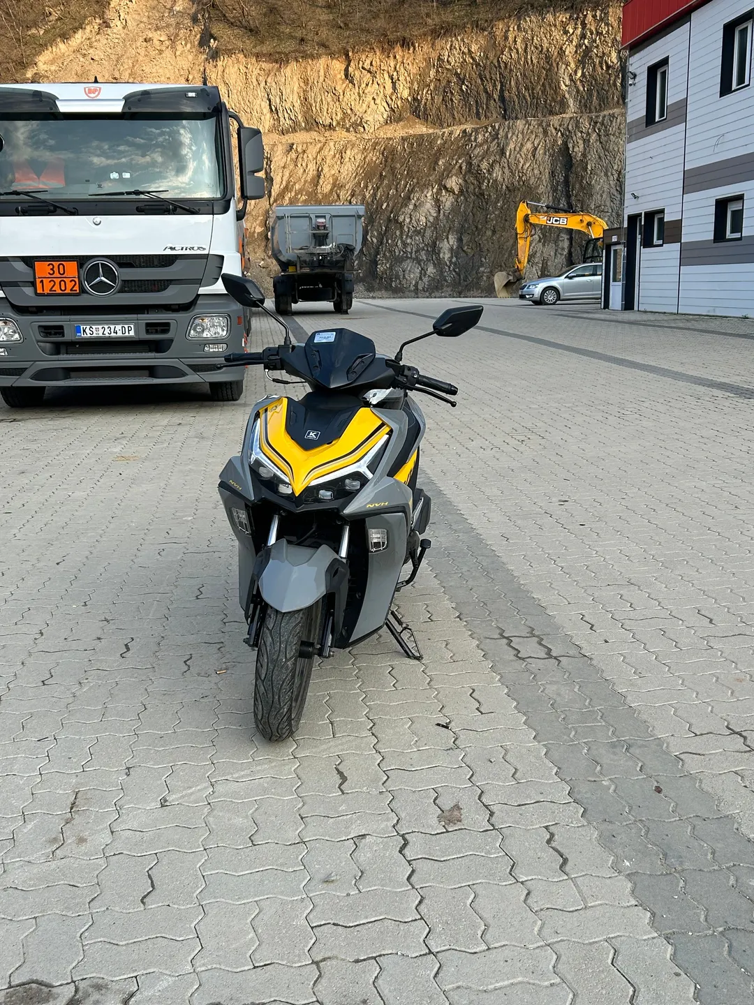 K-MOTO NVH 125