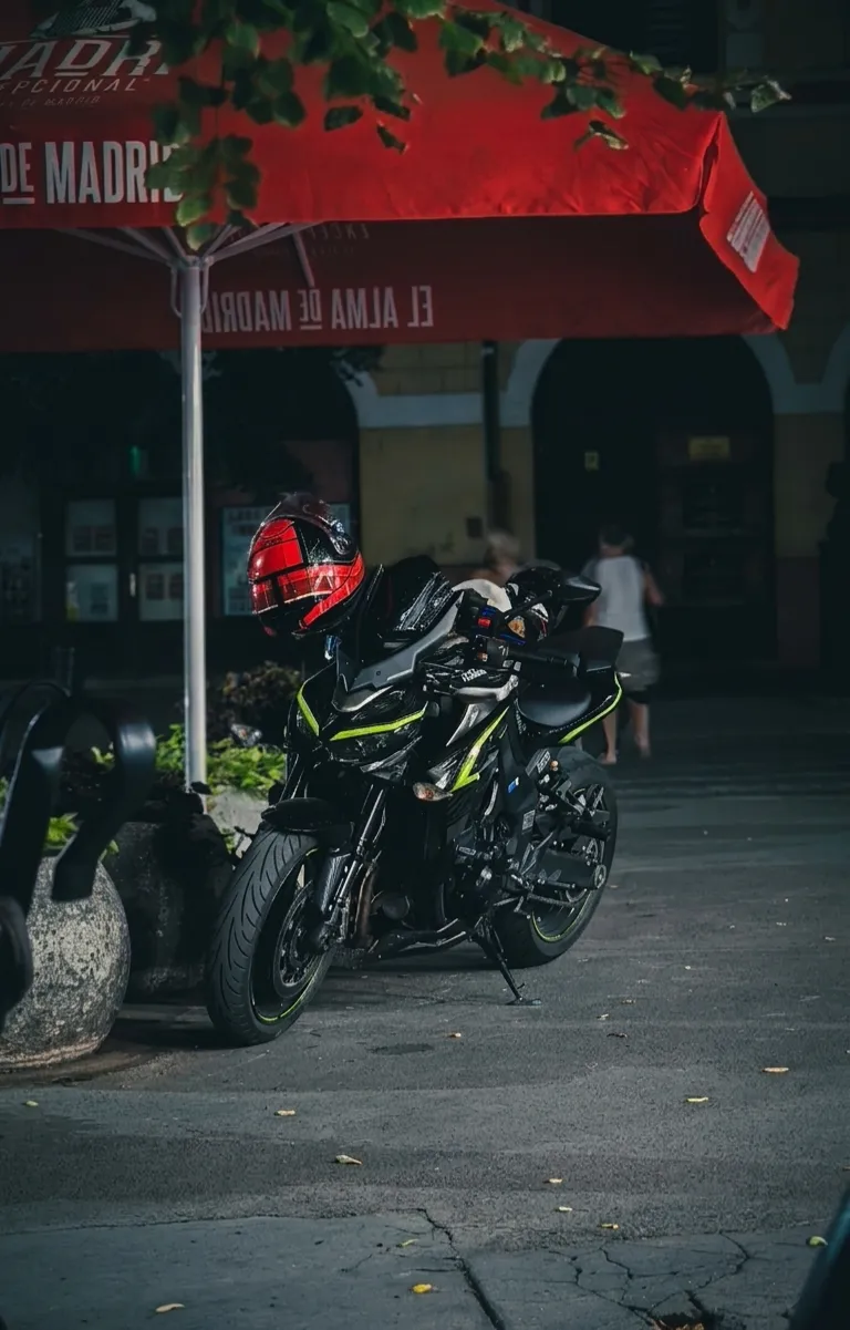 KAWASAKI Z1000R Eddie Lawson Rep