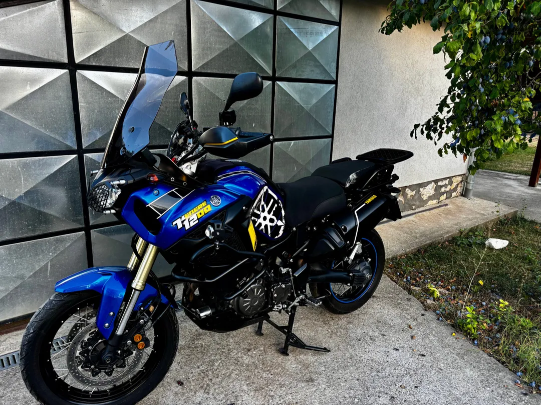 YAMAHA XT1200ZE/ES Super Ténéré
