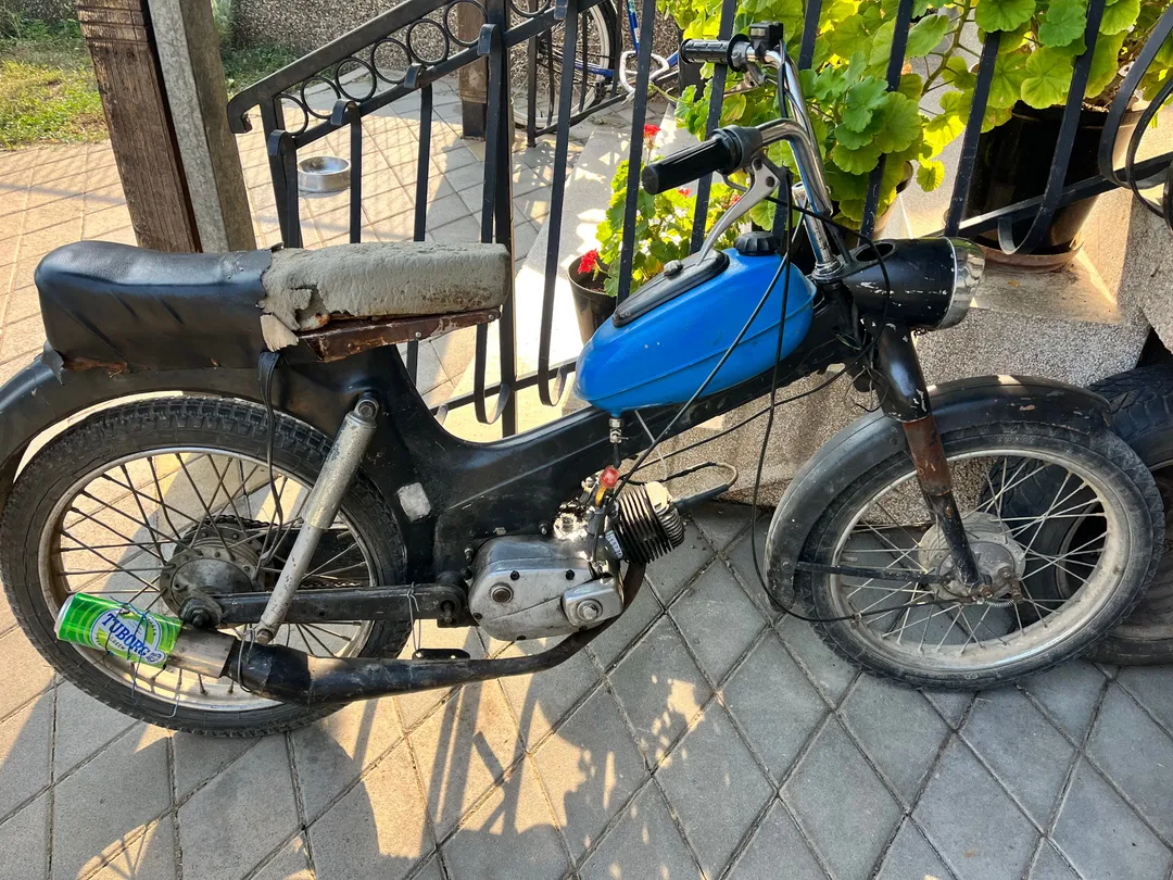 Tomos APN4