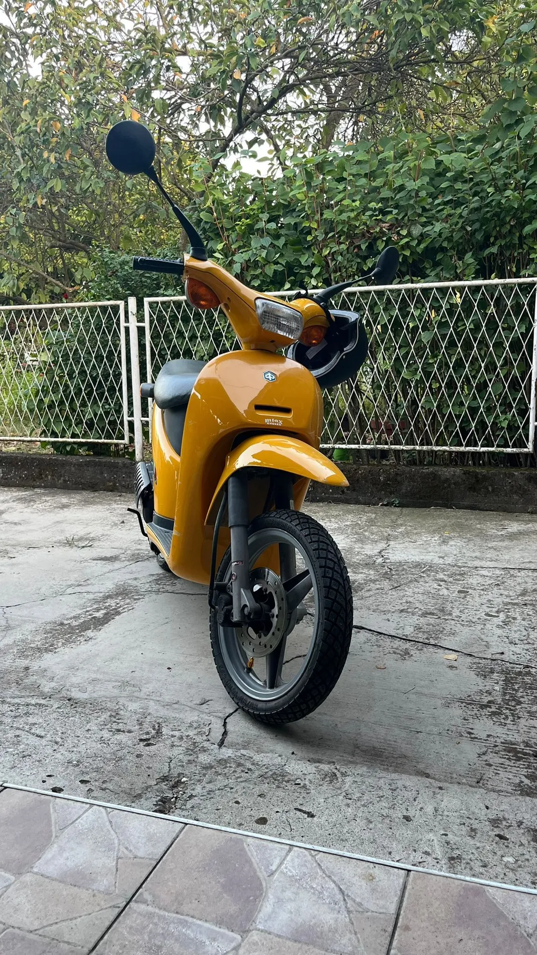 PIAGGIO Free